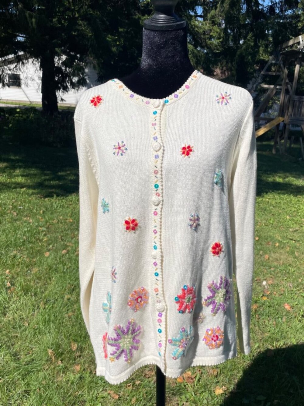 Vintage 90s Cardigan Cream Embroidered Snowflake Yule Holiday M Sequin Grandma